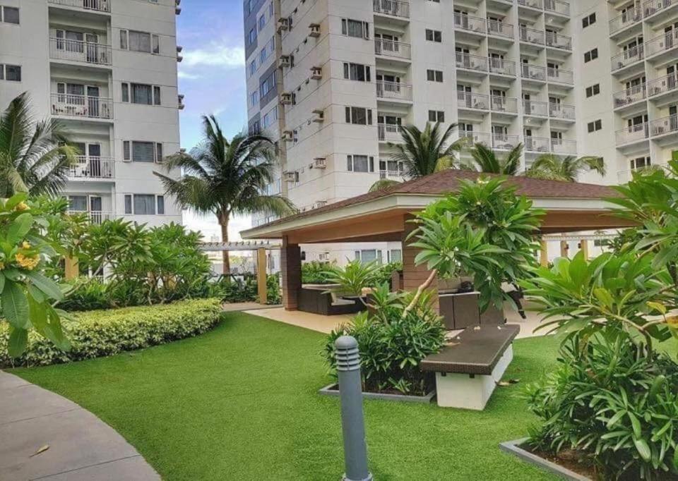 Shore D2 - Shortwalk Mall Of Near Airport Apartment Manila